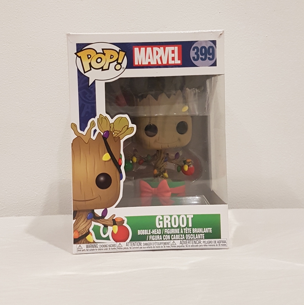 Marvel Holiday Groot (With Lights) Funko Pop 399 Bobble-Head